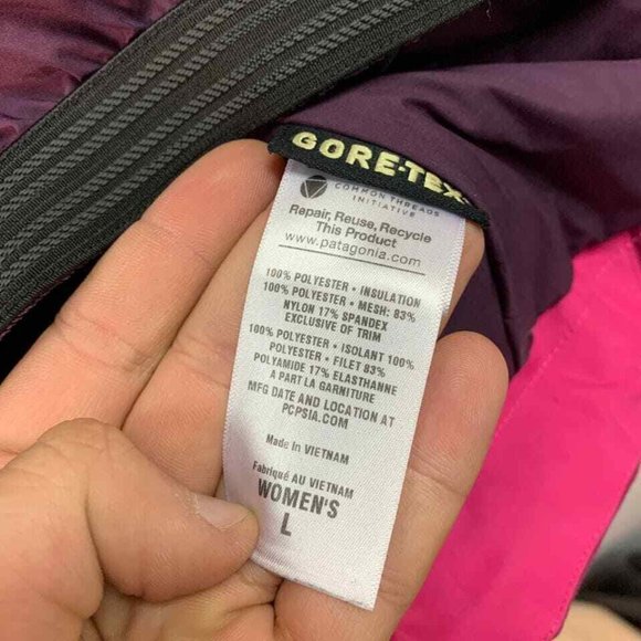 SOLD Patagonia Gore tex Ski jacket EUC - Large - Picture 7 of 7